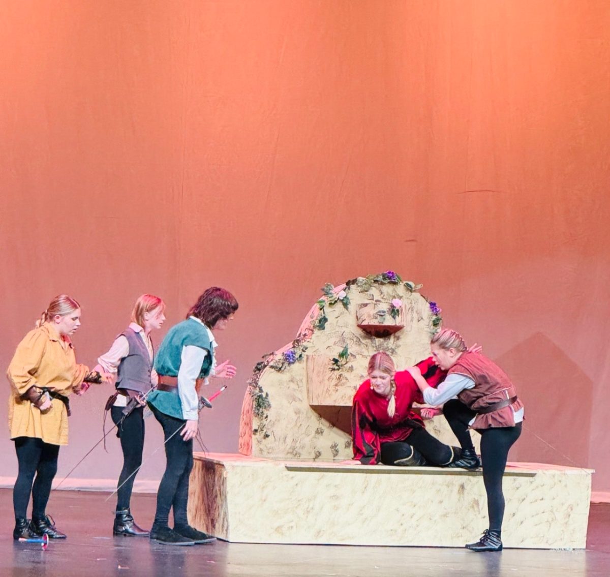 Peters Township Thespian Troupe 185 Presents Romeo&Juliet